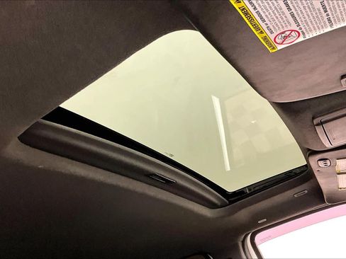 Used 2014 Ford F250 Lariat w/ Lariat Ultimate Package image 12