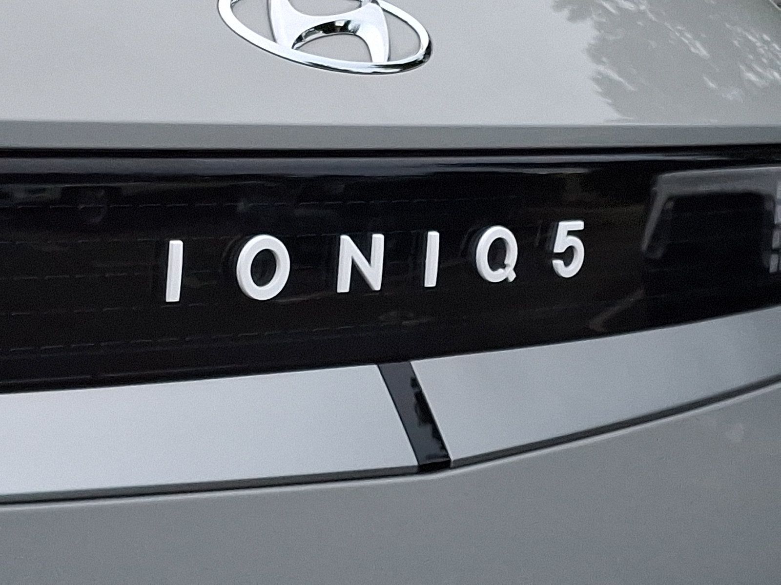 Certified 2024 Hyundai Ioniq 5 SE RWD image 28