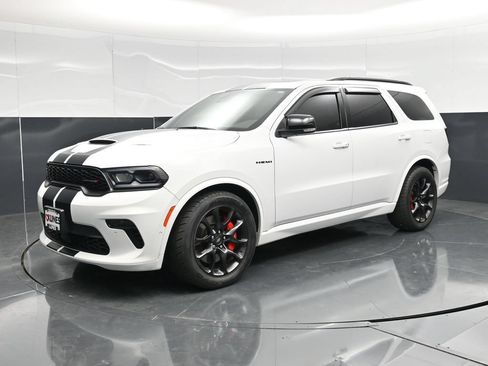 Used 2023 Dodge Durango R/T w/ Tow 'N Go Group AWD/4WD image 6