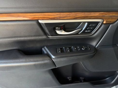 Certified 2022 Honda CR-V Touring image 12