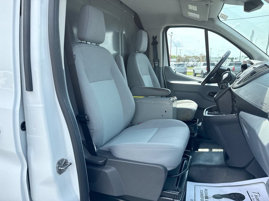Used 2019 Ford Transit 150 148 Low Roof RWD image 20