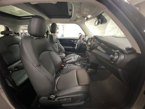 Certified 2024 MINI Cooper S FWD image 30