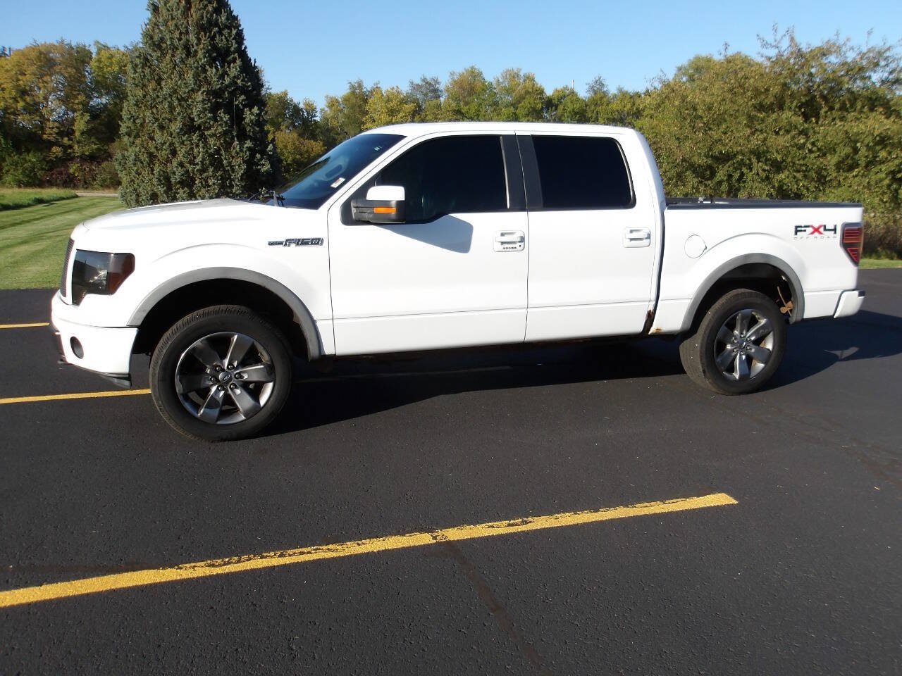 Used 2011 Ford F150 FX4 w/ FX Luxury Pkg AWD/4WD image 9
