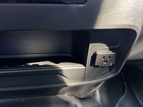 Used 2022 RAM 2500 Tradesman image 29