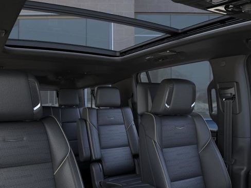 New 2026 Cadillac Escalade ESV Luxury AWD/4WD image 24