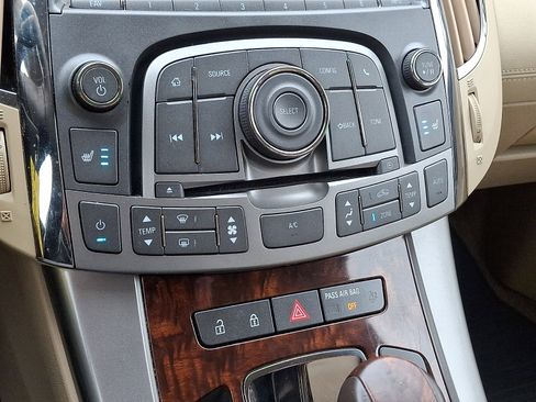 Used 2013 Buick LaCrosse Leather image 15