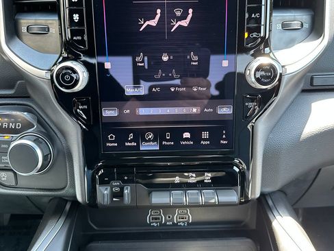 New 2026 RAM 1500 Big Horn AWD/4WD image 23