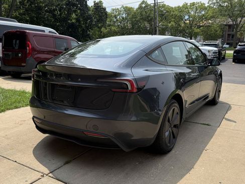 Used 2025 Tesla Model 3 RWD image 7
