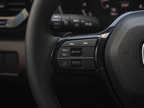 Used 2026 Honda Pilot Elite image 17