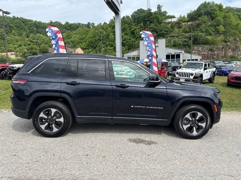 Used 2024 Jeep Grand Cherokee Limited 4xe AWD/4WD image 2