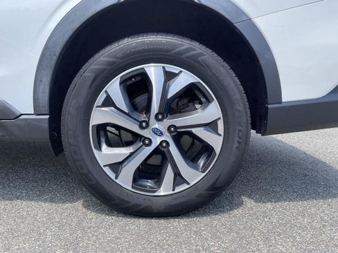 Used 2020 Subaru Outback Limited AWD/4WD image 25