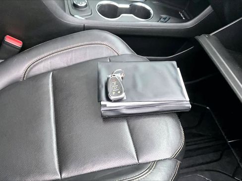 Used 2019 Chevrolet Traverse Premier image 20