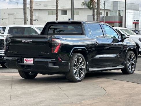 New 2025 GMC Sierra EV Denali AWD/4WD image 4