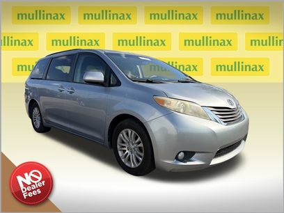 Used 2011 Toyota Sienna XLE w/ Premium Pkg