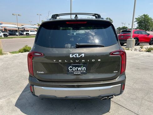 Used 2025 Kia Telluride S AWD/4WD image 8