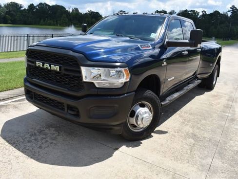 Used 2022 RAM 3500 Tradesman AWD/4WD image 2