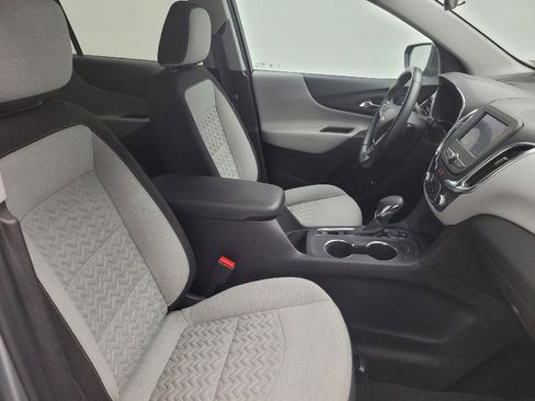 Used 2023 Chevrolet Equinox LT w/ Driver Convenience Package image 21