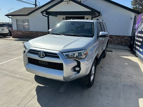 Used 2021 Toyota 4Runner SR5 Premium AWD/4WD image 14