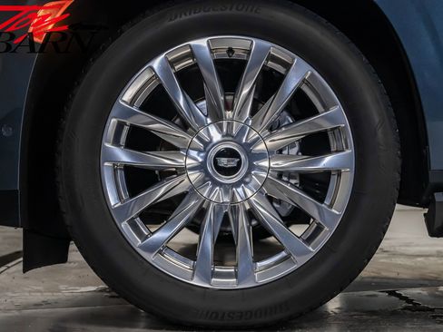 Used 2021 Cadillac Escalade Premium Luxury w/ Driver Assist Tech Package image 16