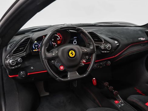 Certified 2020 Ferrari 488 Pista Coupe RWD image 2