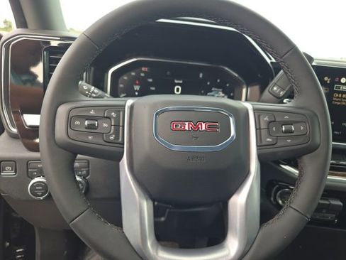 Used 2026 GMC Sierra 1500 SLE w/ Preferred Package AWD/4WD image 22