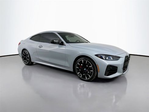 New 2026 BMW 440i xDrive Coupe w/ M Carbon Exterior Package AWD/4WD image 3