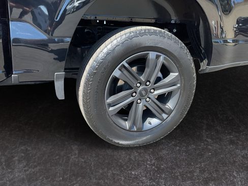 Used 2023 Ford F150 Lariat image 10