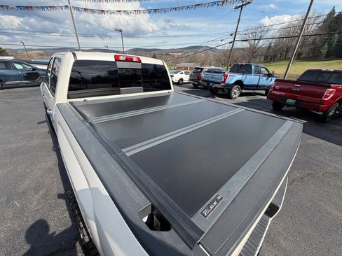 Used 2015 GMC Sierra 1500 Denali w/ Driver Alert Package image 19