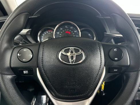 Used 2014 Toyota Corolla L FWD image 18