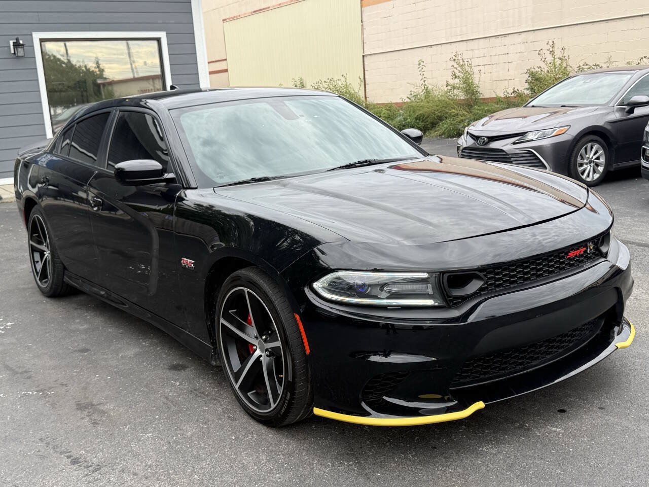 Used 2016 Dodge Charger R/T RWD image 8