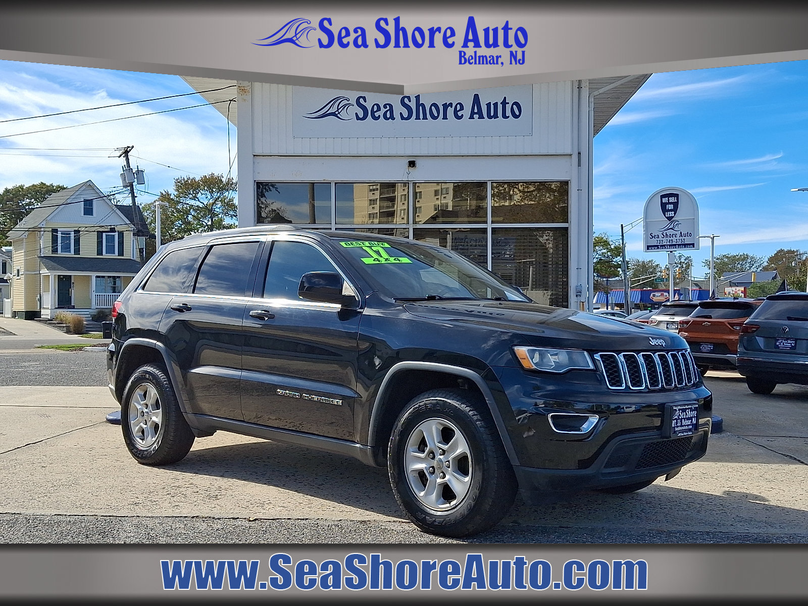Used 2017 Jeep Grand Cherokee Laredo w/ Quick Order Package 23E AWD/4WD image 1