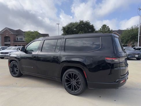 Used 2024 Jeep Grand Wagoneer L Series II w/ Quick Order Packagew 28T AWD/4WD image 5