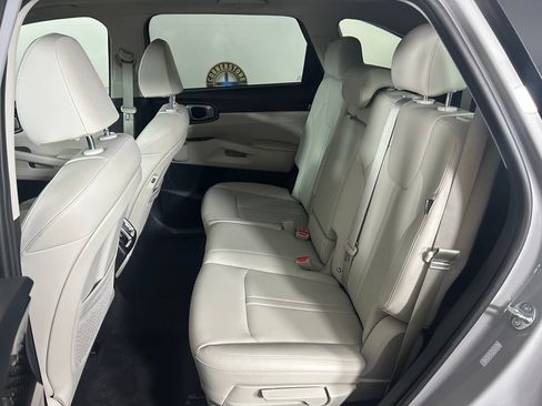 Used 2025 Kia Sorento S w/ Panoramic Sunroof Package AWD/4WD image 15