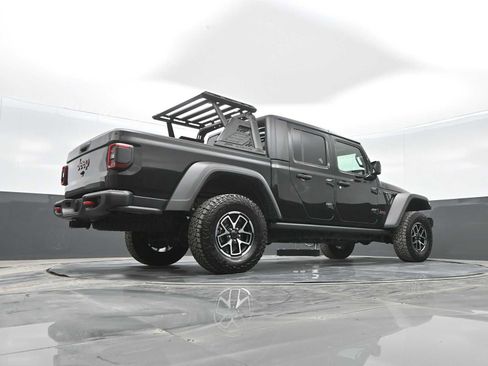 Used 2024 Jeep Gladiator Rubicon w/ Convenience Group image 36