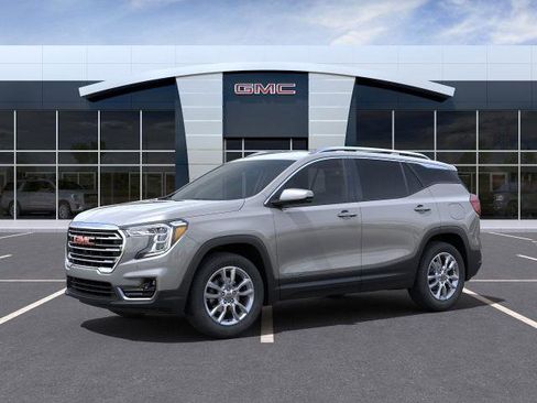 New 2024 GMC Terrain SLT w/ Infotainment Package II image 2