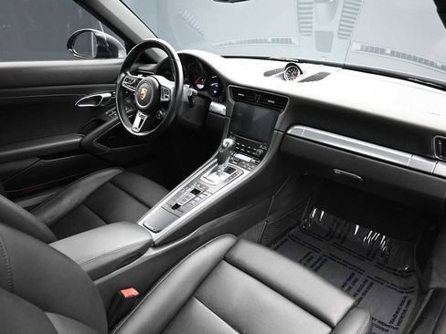 Certified 2018 Porsche 911 Carrera S RWD image 19