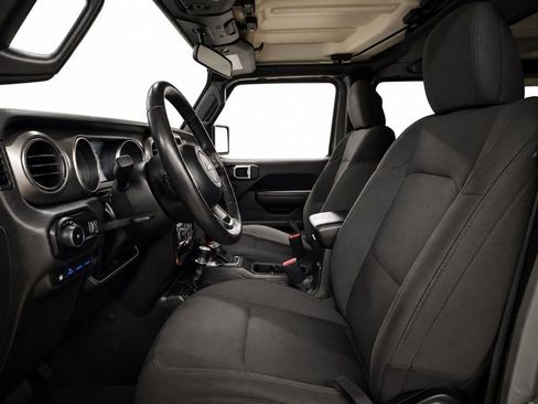 Used 2023 Jeep Wrangler Unlimited w/ Cold Weather Group AWD/4WD image 13