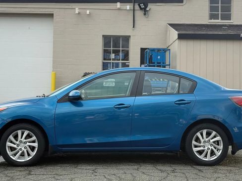 Used 2012 MAZDA MAZDA3 i Touring image 10
