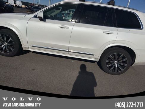 Certified 2023 Volvo XC90 B5 Plus image 9