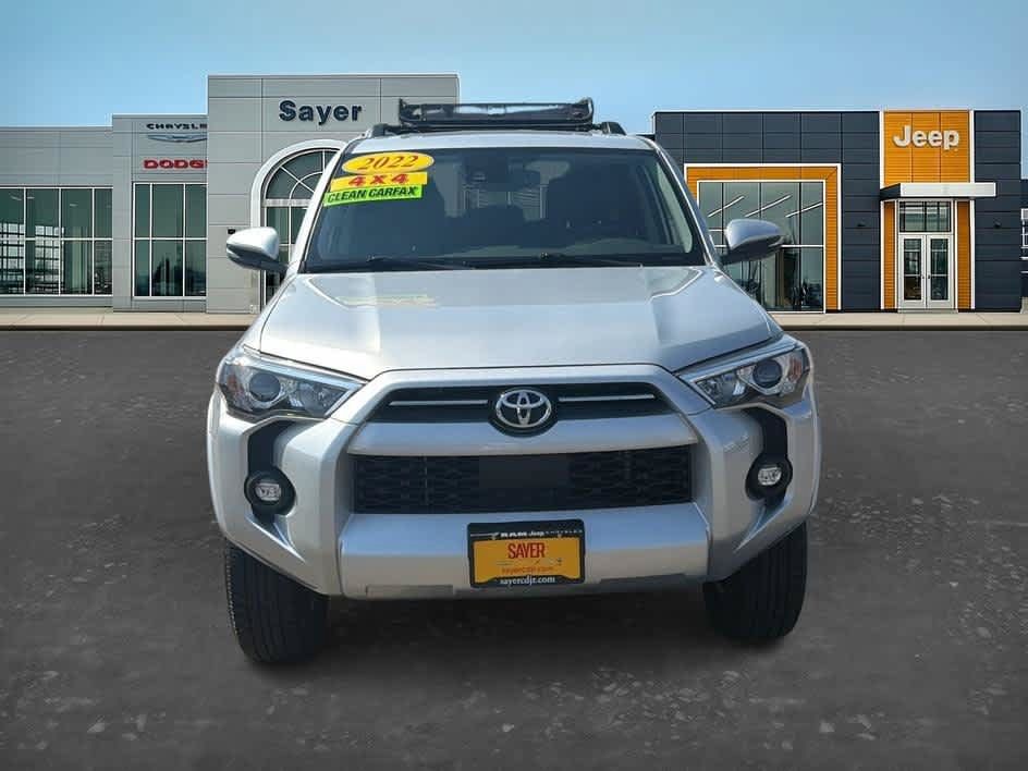 Used 2022 Toyota 4Runner SR5 Premium AWD/4WD image 2