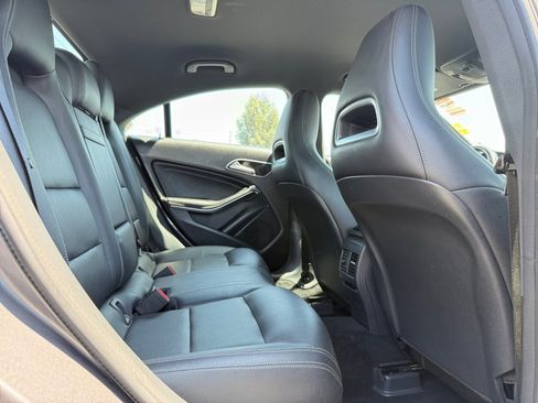 Used 2019 Mercedes-Benz CLA 250 image 17
