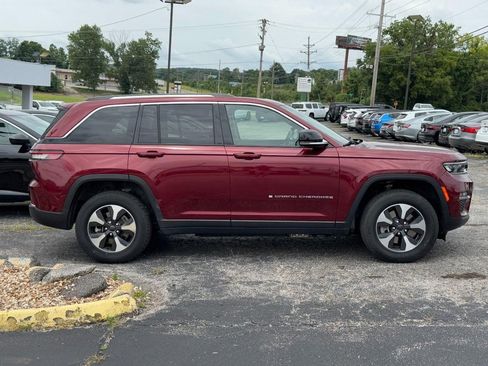 Used 2024 Jeep Grand Cherokee Limited 4xe AWD/4WD image 2