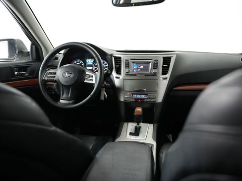 Used 2013 Subaru Outback 2.5i Limited image 10
