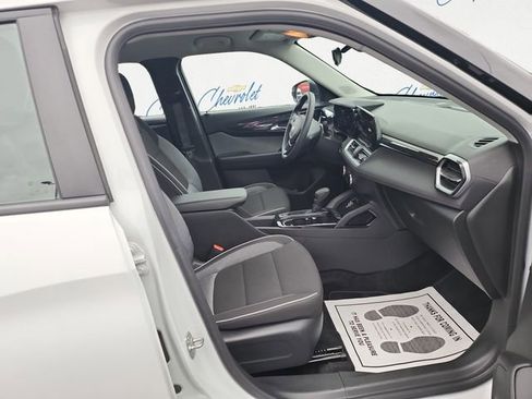 Used 2024 Chevrolet TrailBlazer LS w/ LS Confidence Package image 13