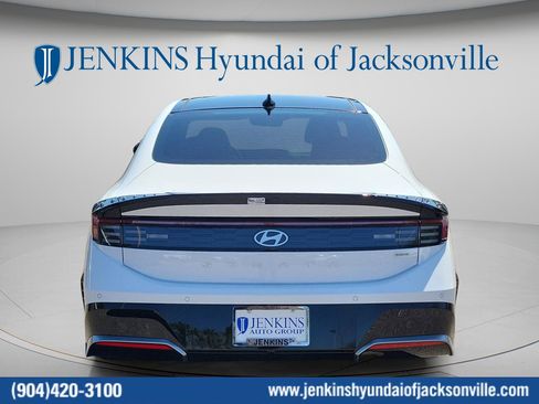New 2026 Hyundai Sonata Limited FWD image 4