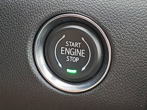 New 2025 GMC Acadia Elevation image 17