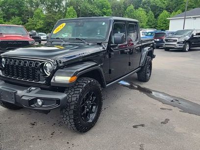 Used 2024 Jeep Gladiator Sport