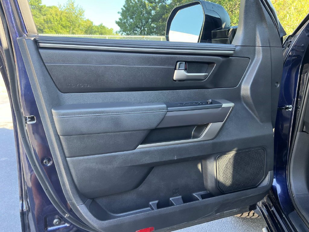 Used 2025 Toyota Tundra SR5 w/ SR5 Convenience Package AWD/4WD image 18