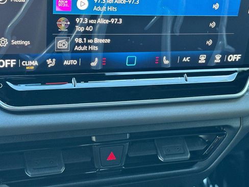 New 2026 Volkswagen Tiguan SE R-Line image 19