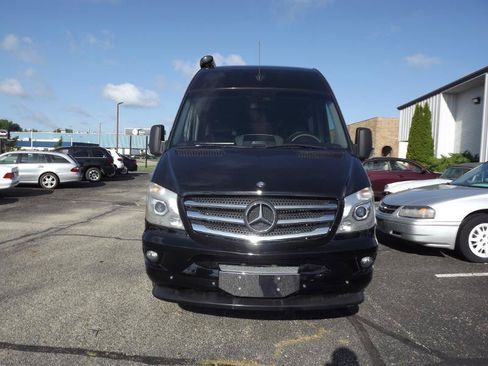 Used 2014 Mercedes-Benz Sprinter 3500 image 8